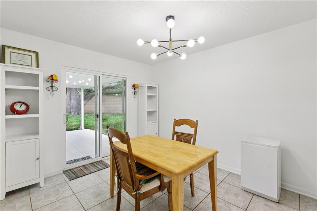 242 WILLOW Drive