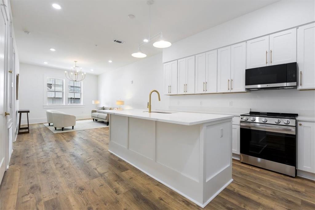 875 O'KEEFE Avenue 103