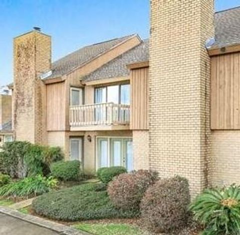 74 ORMOND Place Destrehan LA 70047