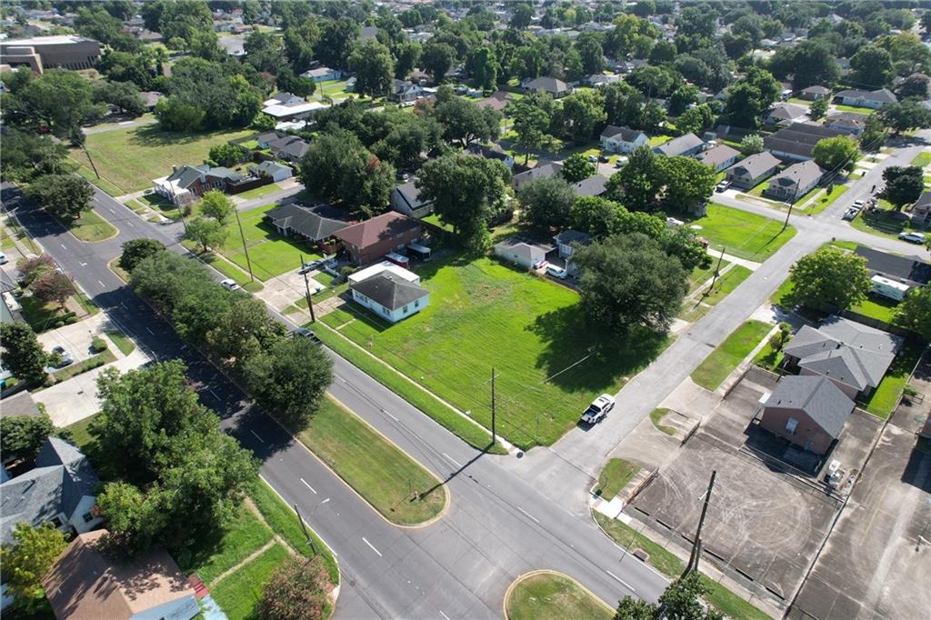 1100-1108 WILLIAMS Boulevard