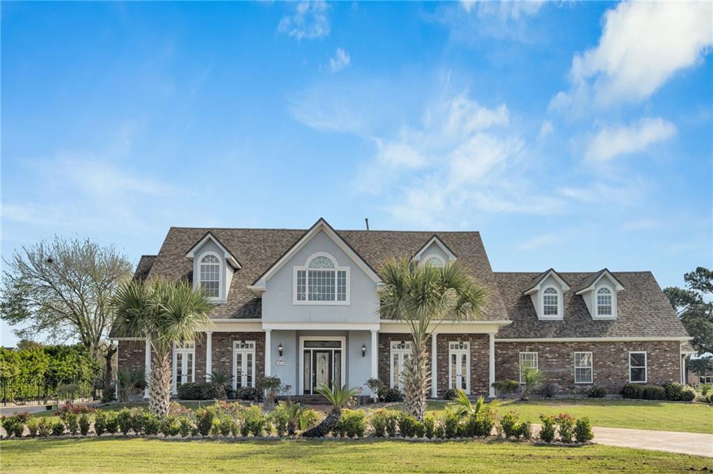 3633 LAKE MICHEL Court