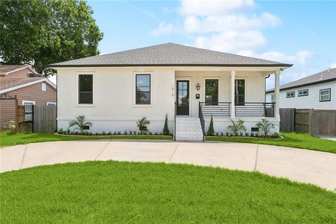 Photo of 1916 ROOSEVELT Boulevard, Kenner, LA 70062 (MLS # 2552883)