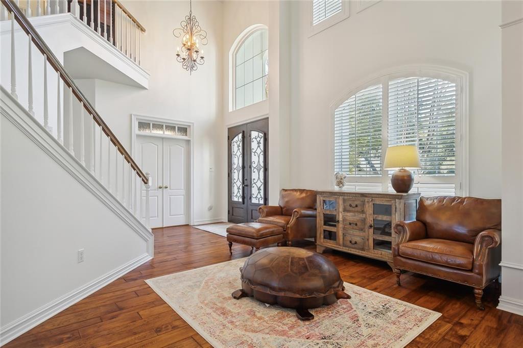 Mandeville, Louisiana 70448, United States, 5 Bedrooms Bedrooms, ,4 BathroomsBathrooms,Residential,Pending,27588