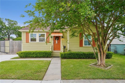 Photo of 3008 47TH Street, Metairie, LA 70001 (MLS # 2561538)