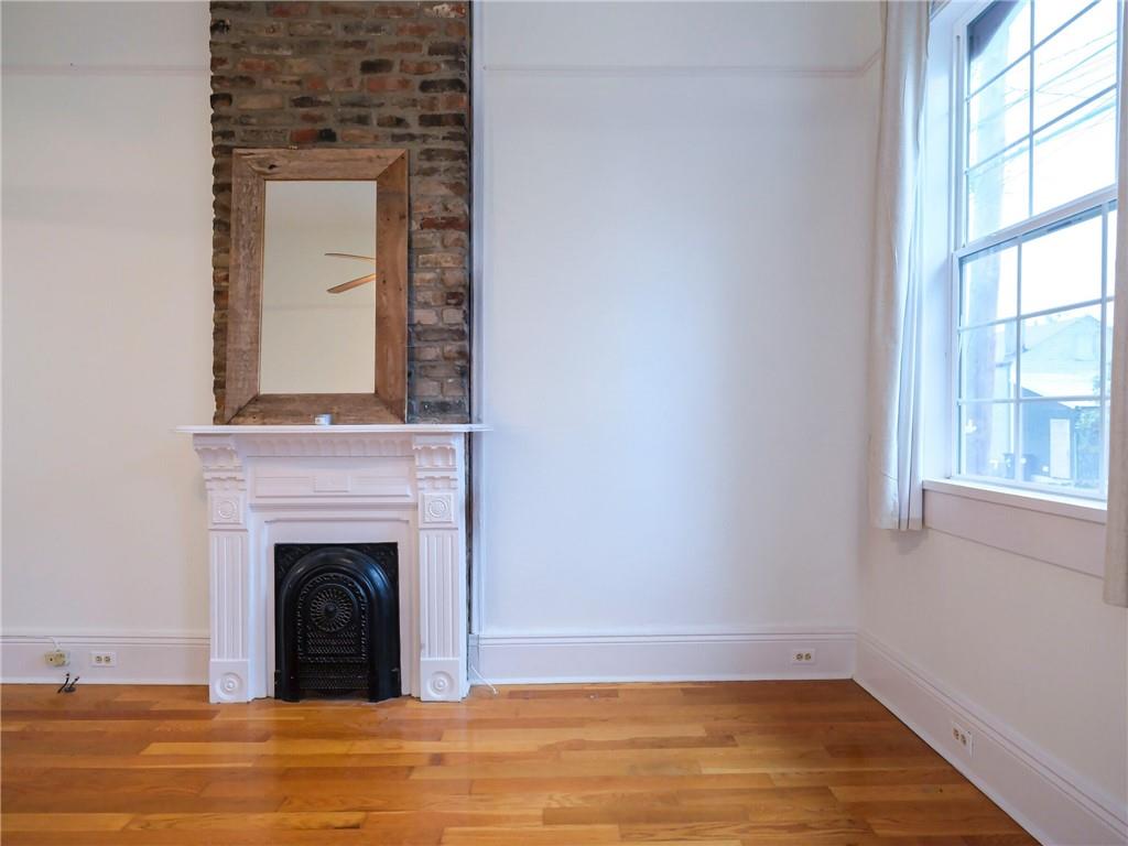 New Orleans, Louisiana 70119, United States, 2 Bedrooms Bedrooms, ,1 BathroomBathrooms,Residential,Active,128098