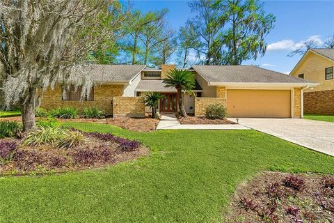 Photo of 30 OAKLAND Drive, Destrehan, LA 70047 (MLS # 2545815)