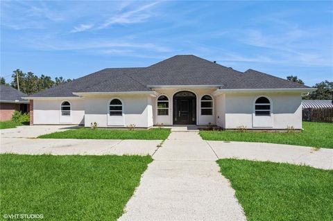 3634 HIGHWAY 39 Braithwaite LA 70040