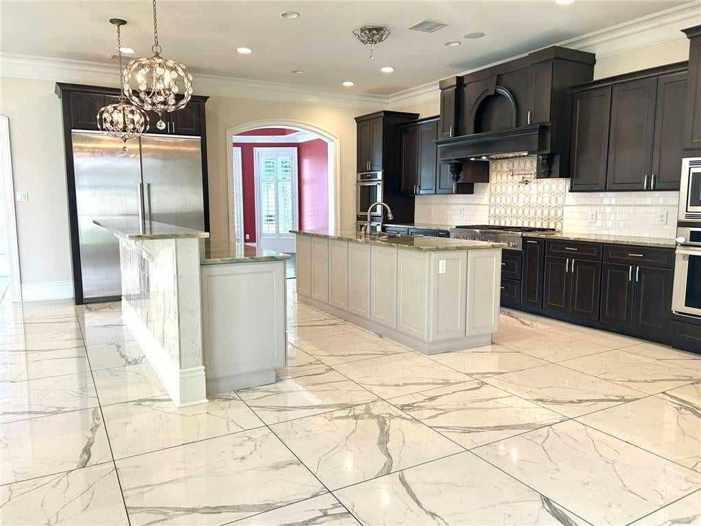 2 CYCAS Street