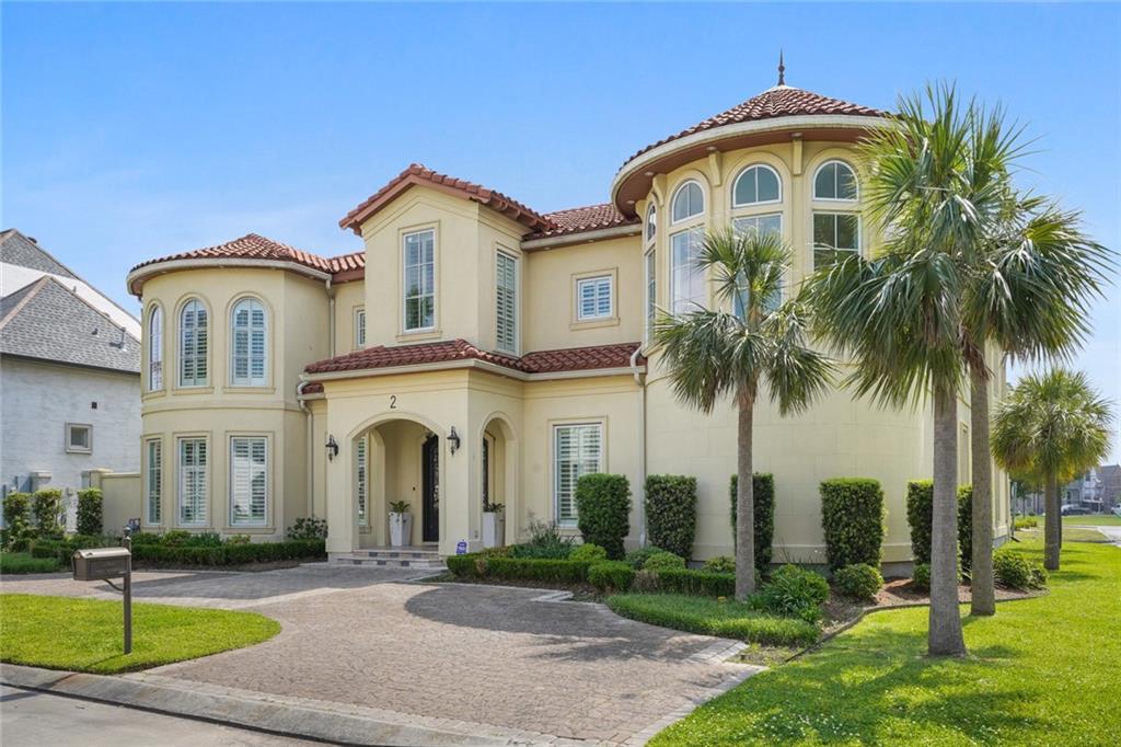2 CYCAS Street