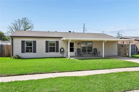 Photo of 217 W TISH Drive, Avondale, LA 70094 (MLS # 2550696)