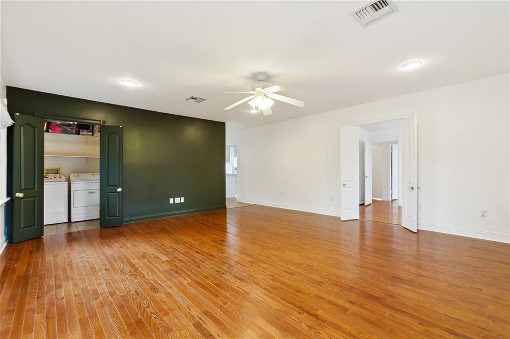 3813 ALFRED Place