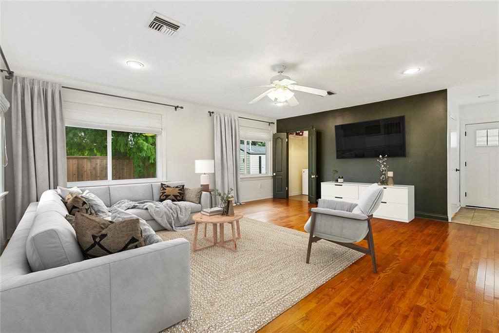 3813 ALFRED Place