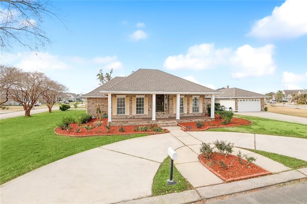 1000 LAKE FRANCES Drive