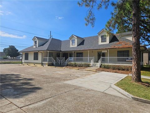 8 STOREHOUSE Lane Destrehan LA 70047