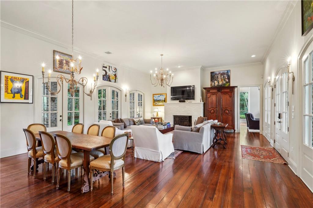 20 BEECHWOOD GARDENS Lane