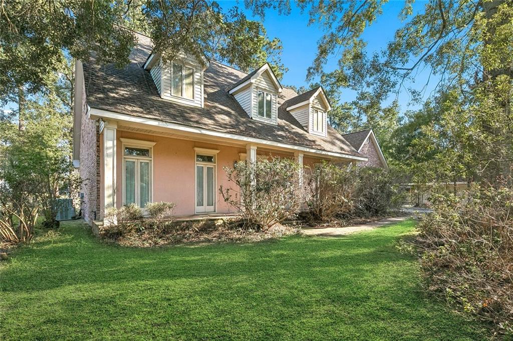 551 BEAU CHENE Drive