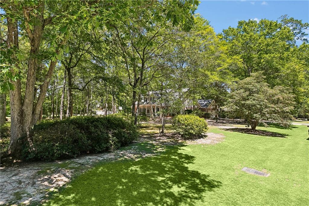 213 HAWTHORNE HOLLOW Drive