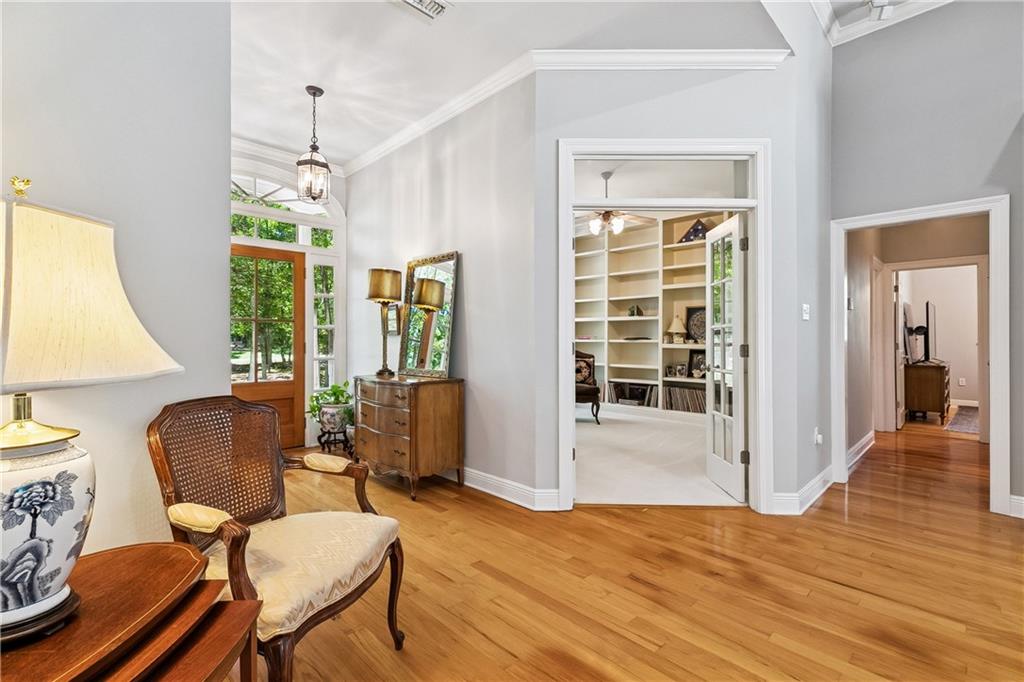 213 HAWTHORNE HOLLOW Drive