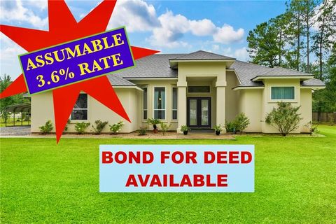 22484 TREADAWAY Street Mandeville LA 70471
