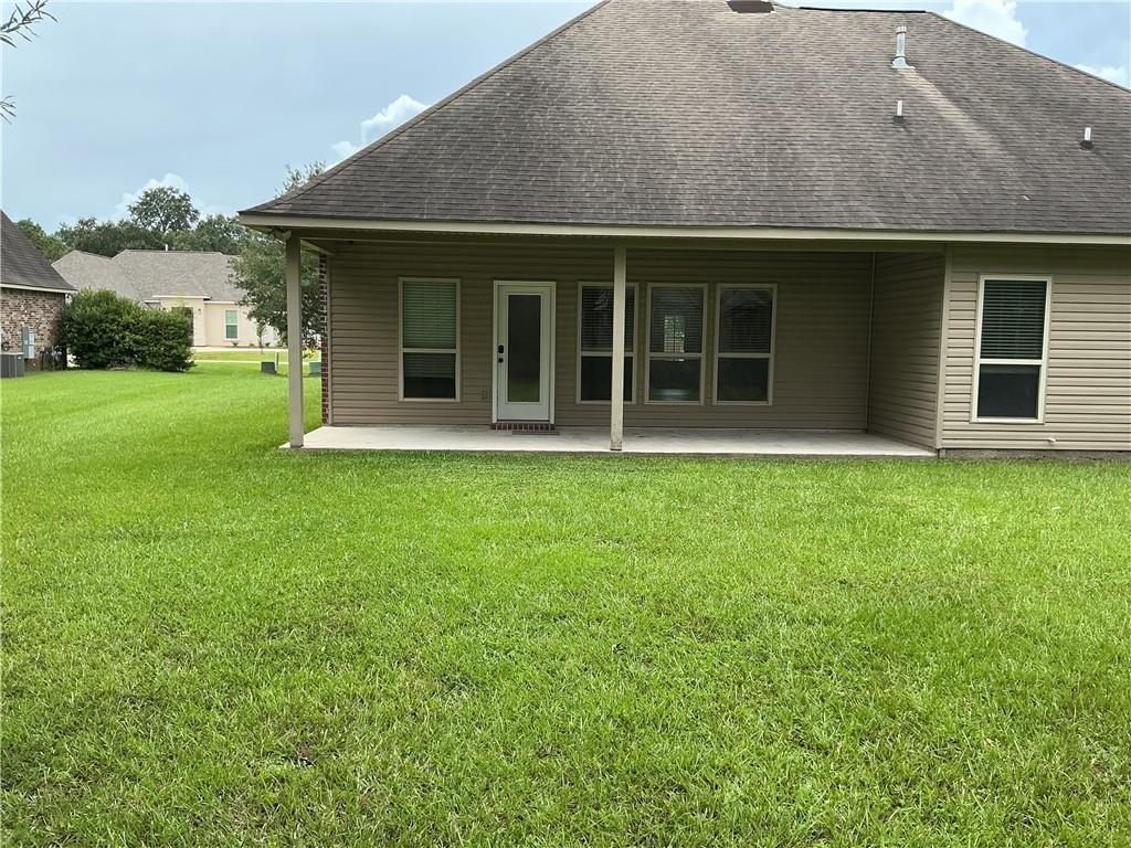 Ponchatoula, Louisiana 70454, United States, 4 Bedrooms Bedrooms, ,2 BathroomsBathrooms,Residential,Active,127708
