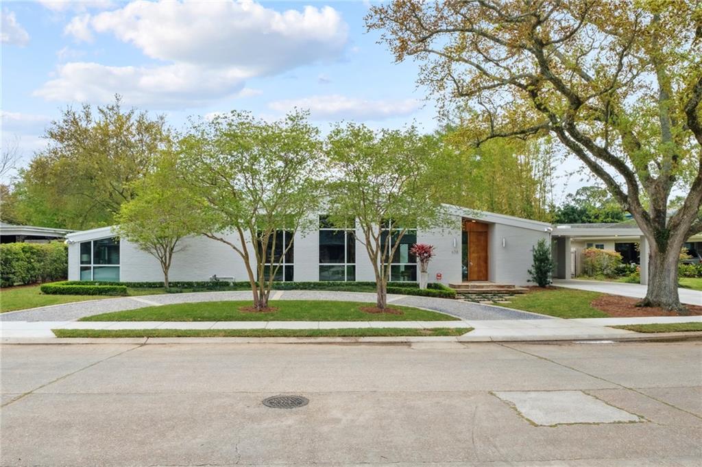 438 AMETHYST Street