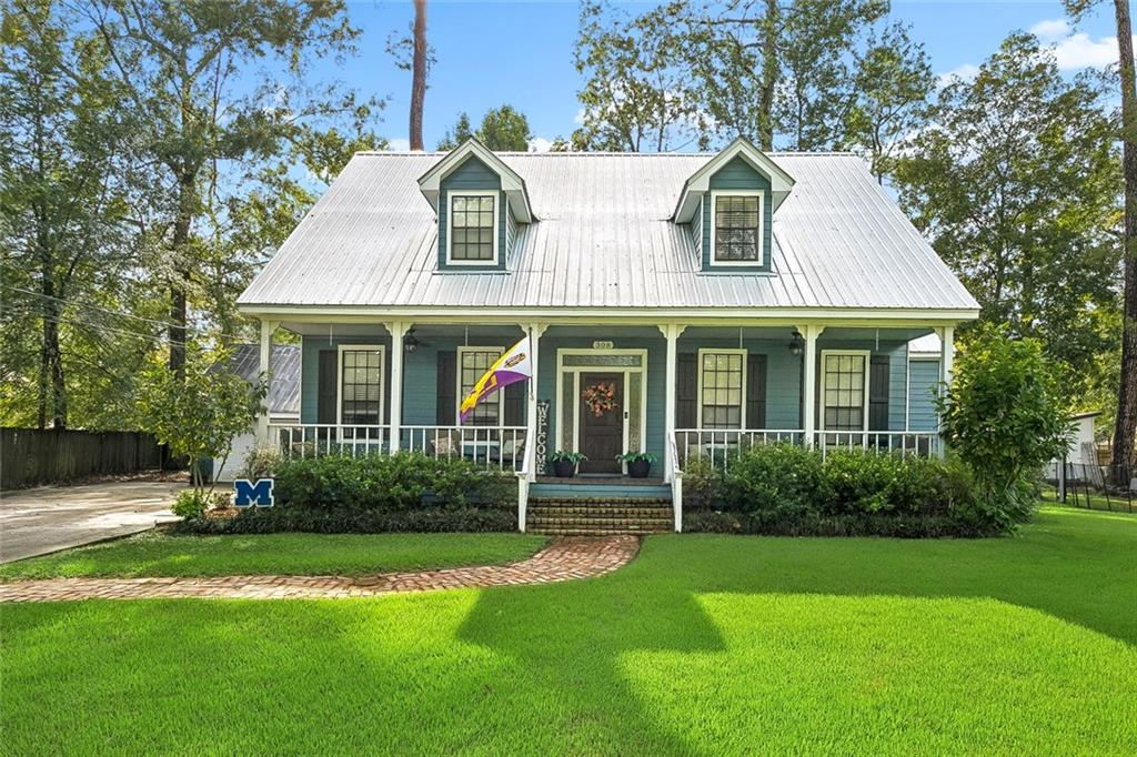 308 EVERGREEN Drive
