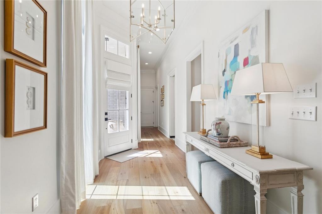 516 N CORNICHE DU LAC