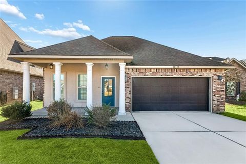 Photo of 70445 CHAMBLY Court, Madisonville, LA 70447 (MLS # 2556762)