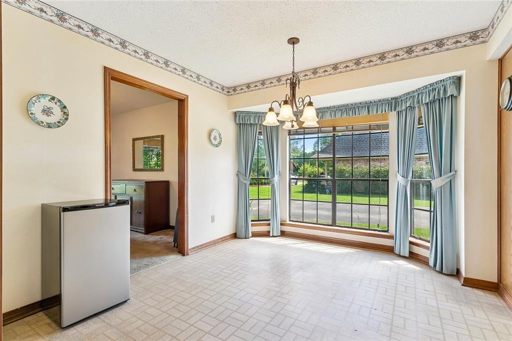 912 BEAU CHENE Drive