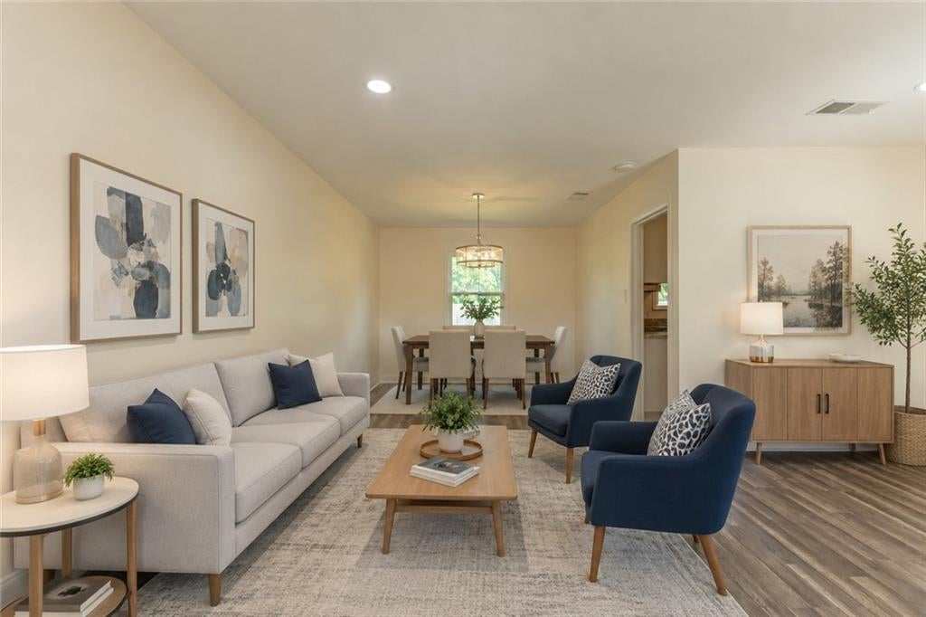 332 WESTMEADE Drive