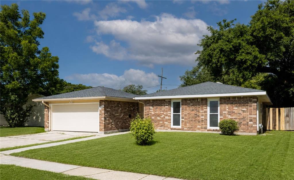 332 WESTMEADE Drive