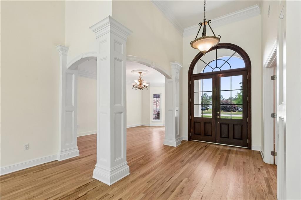 1 SPANISH MOSS Court