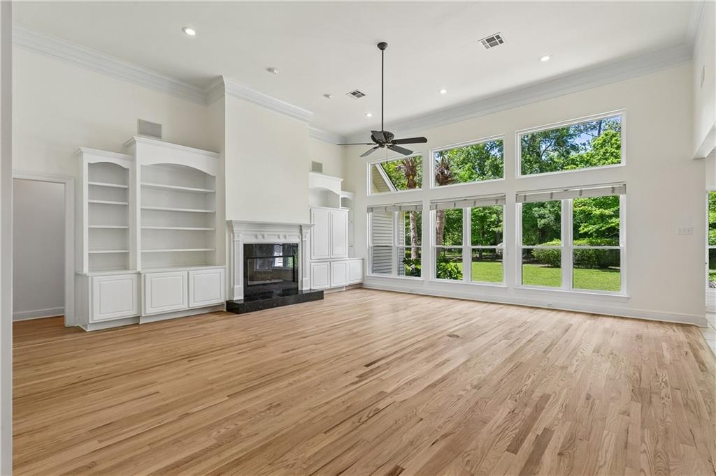 1 SPANISH MOSS Court