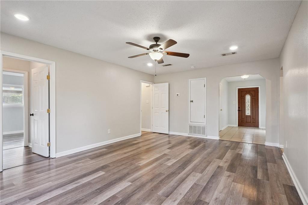 112 KEMPSEY Court