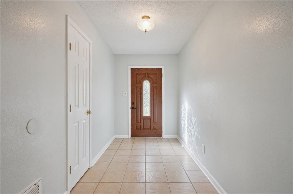 112 KEMPSEY Court