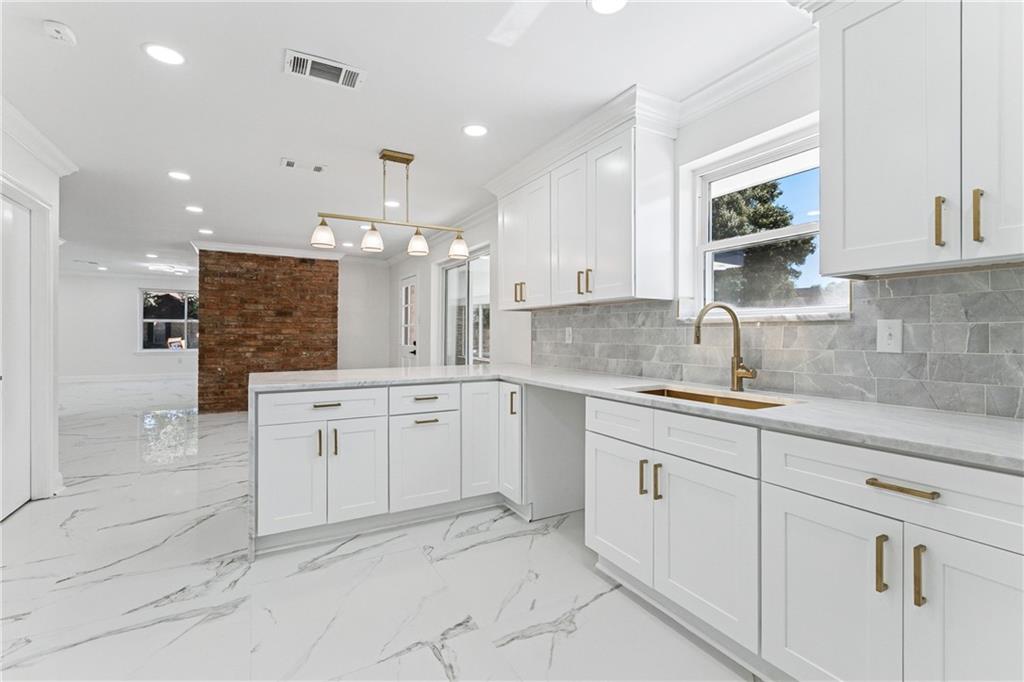 3501 SILVER MAPLE Court