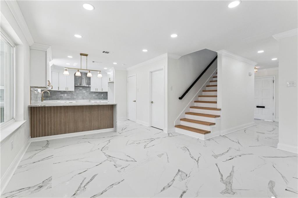 3501 SILVER MAPLE Court