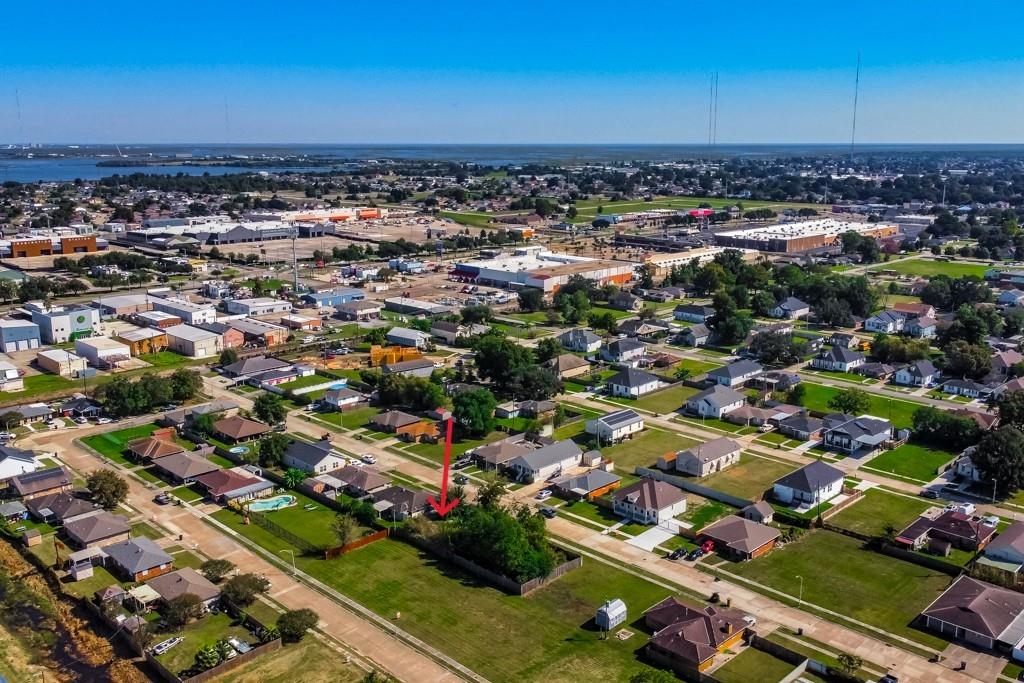 2320-24 CONGRESSMAN HEBERT Drive