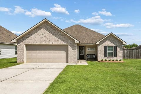 42174 DOTHAN Place Ponchatoula LA 70454