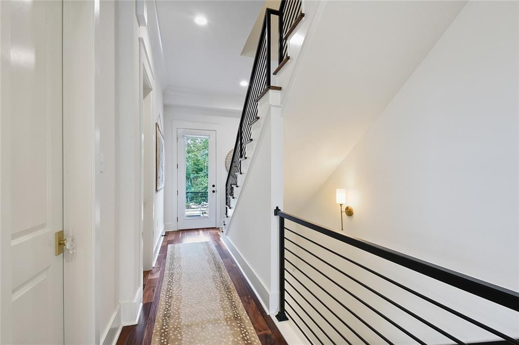 Mandeville, Louisiana 70471, United States, 3 Bedrooms Bedrooms, ,3 BathroomsBathrooms,Residential,Pending,34462