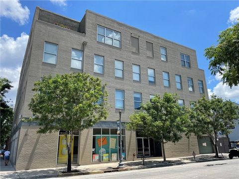 835 JULIA Street 5 New Orleans LA 70113