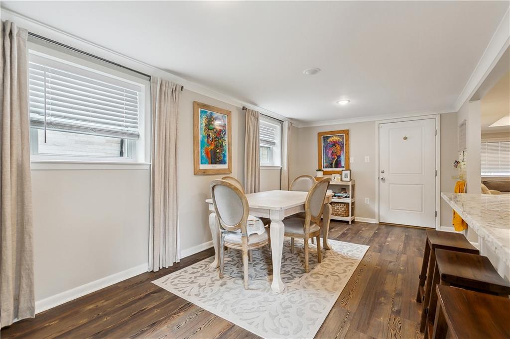 Metairie, Louisiana 70005, United States, 3 Bedrooms Bedrooms, ,2 BathroomsBathrooms,Residential,Pending,90647