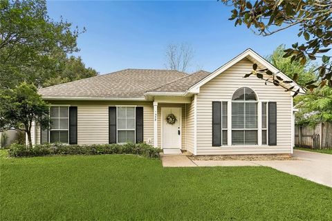 1338 AMERICA Street Mandeville LA 70448