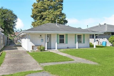 420 ROSELAND Parkway Harahan LA 70123