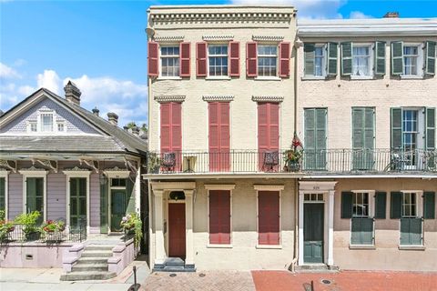 827 BURGUNDY Street D New Orleans LA 70116