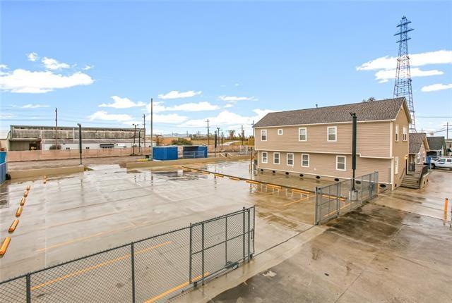 29 & 37 HICKORY Avenue