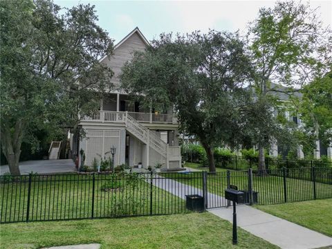 225 WEST Street Mandeville LA 70448