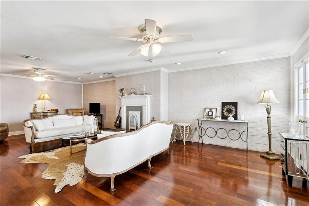 Metairie, Louisiana 70002, United States, 4 Bedrooms Bedrooms, ,3 BathroomsBathrooms,Residential,Active,215877