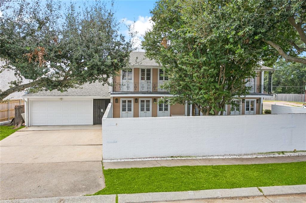 Metairie, Louisiana 70002, United States, 4 Bedrooms Bedrooms, ,3 BathroomsBathrooms,Residential,Active,215877