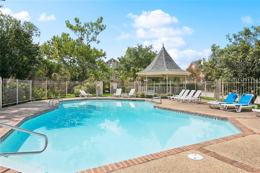 703 AUDUBON TRACE 703